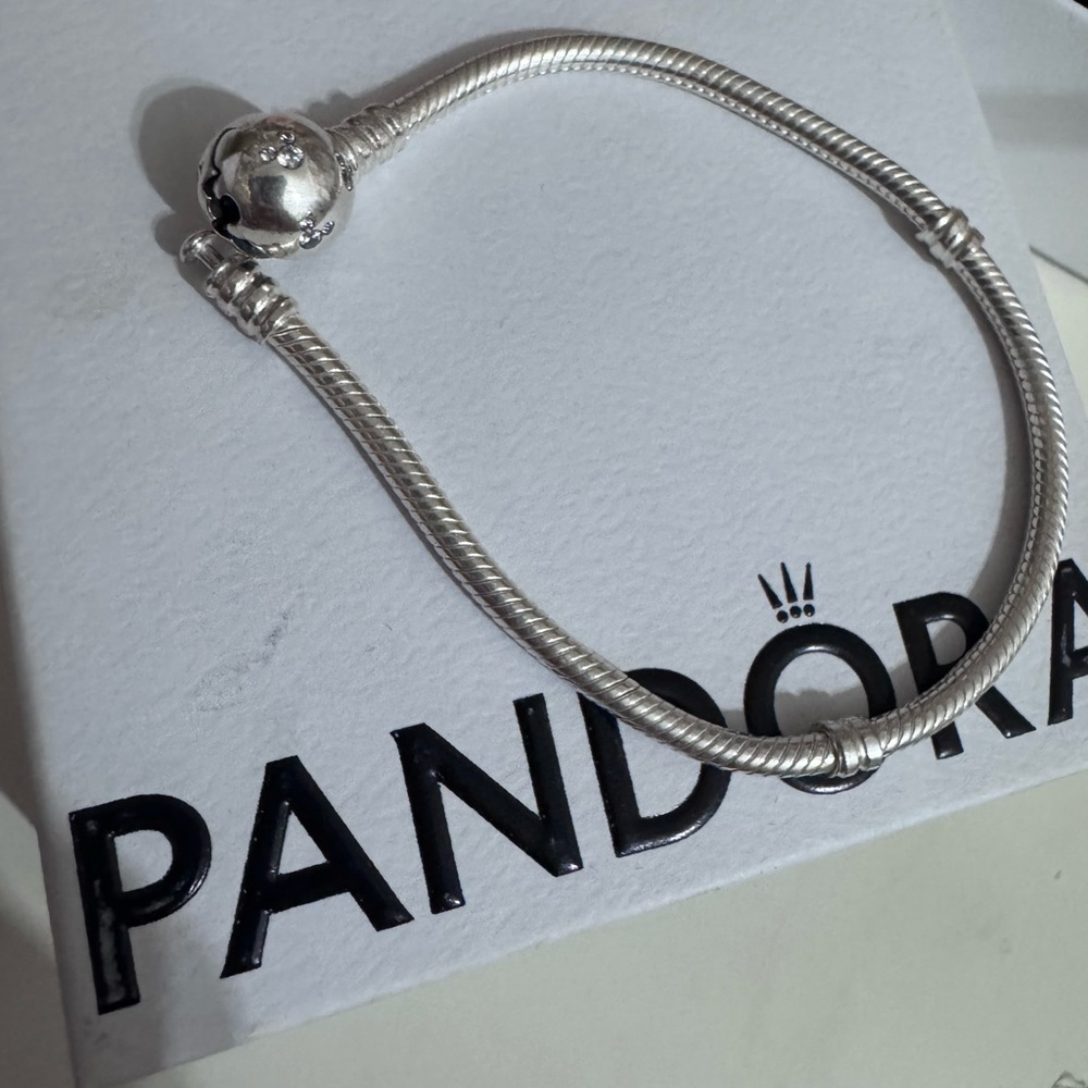 Pandora Disney moments sparkling Mickey Mouse bracelet 7.5/19cm
